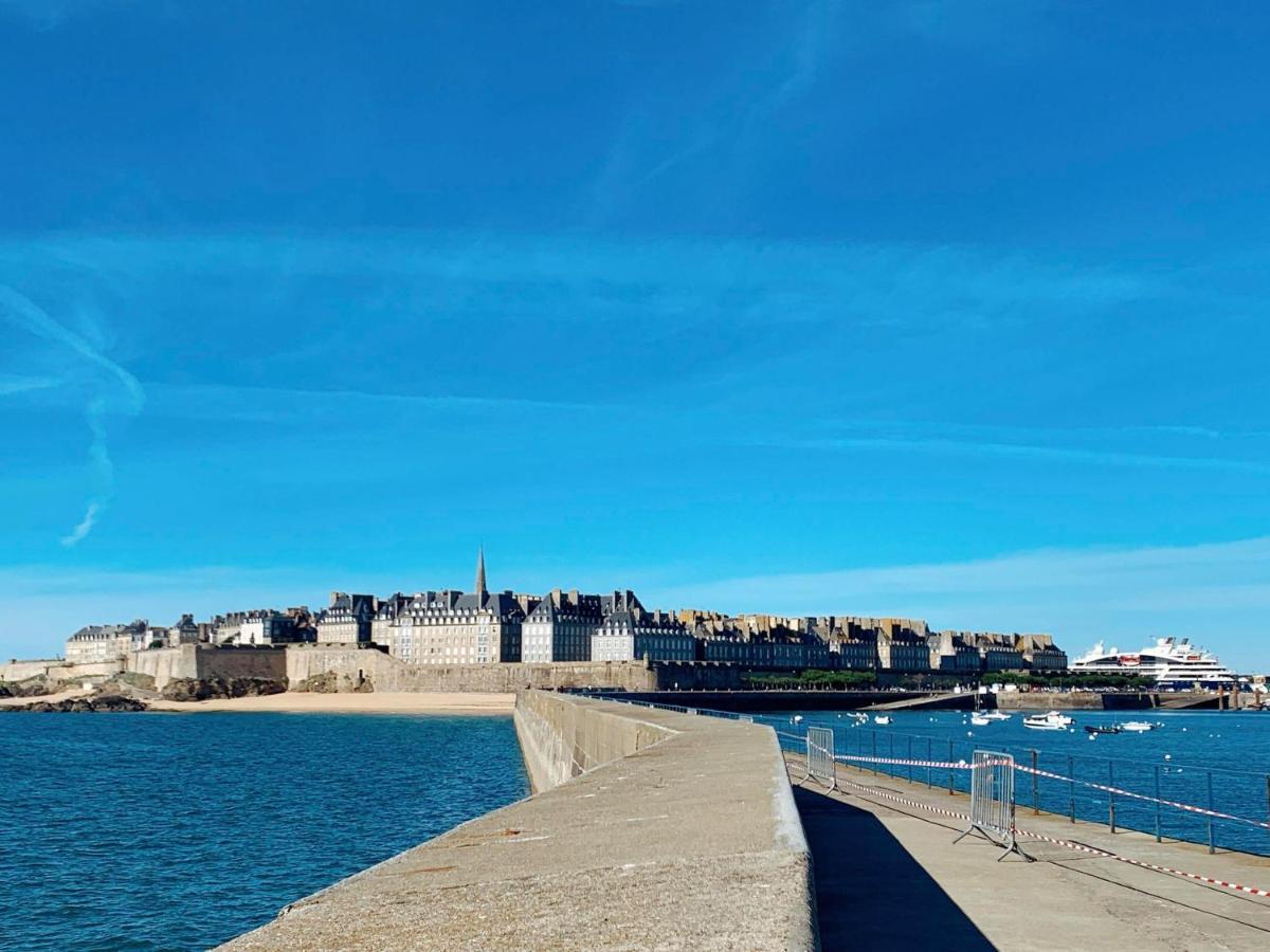 De 60 M2 Juste Rénové à Malo Intra-muros Appartement *